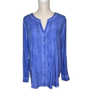Jane and Delancy Rayon Verigated Blue Button Down with Tabbed Sleeves Size L